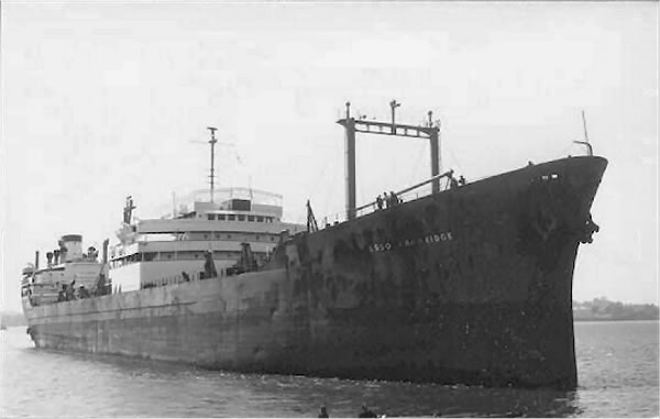 photo 6x4 Esso Coastal Tanker mc4023 built 1957 Esso Brixham 