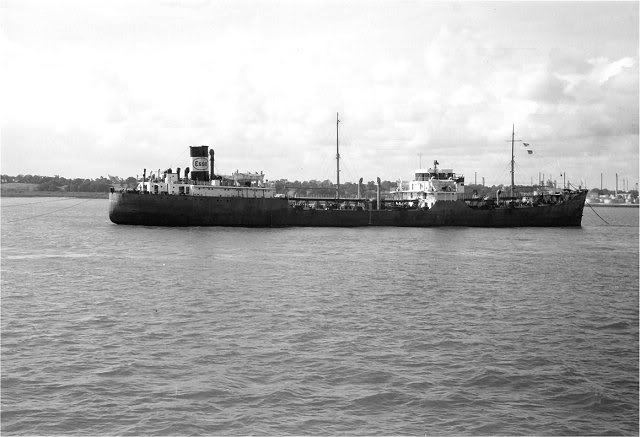 Photograph Built 1936-6X4 ESSO PLYMOUTH Ship Photo 10X15 EX COMANCHE 
