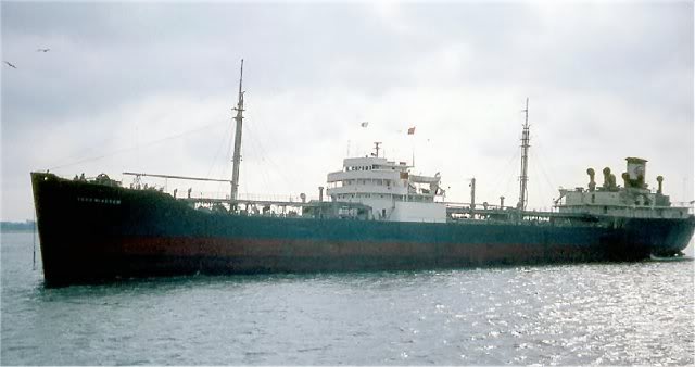 UK Esso Oil Tanker SLAC0436 Colour Slide built 1963 Esso Cardiff 